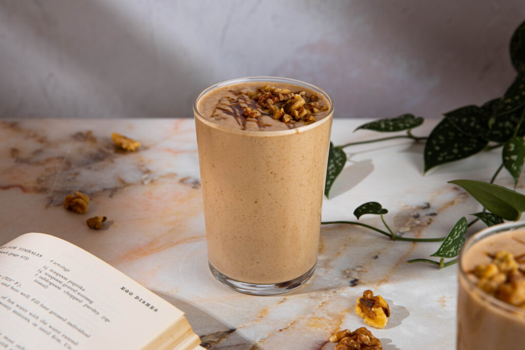 Date and Walnut Smoothie